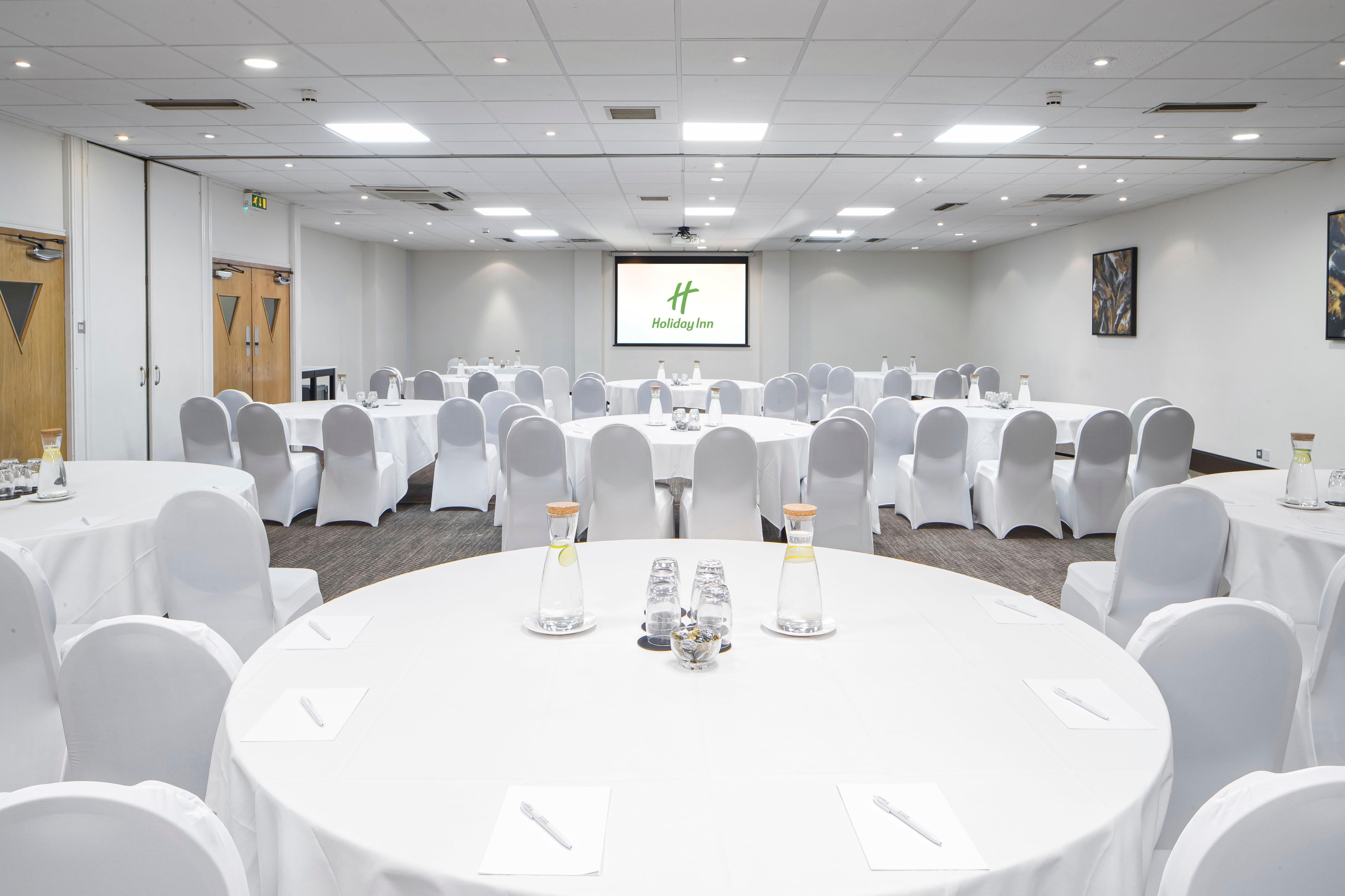 Holiday Inn Peterborough West By Ihg Exterior photo