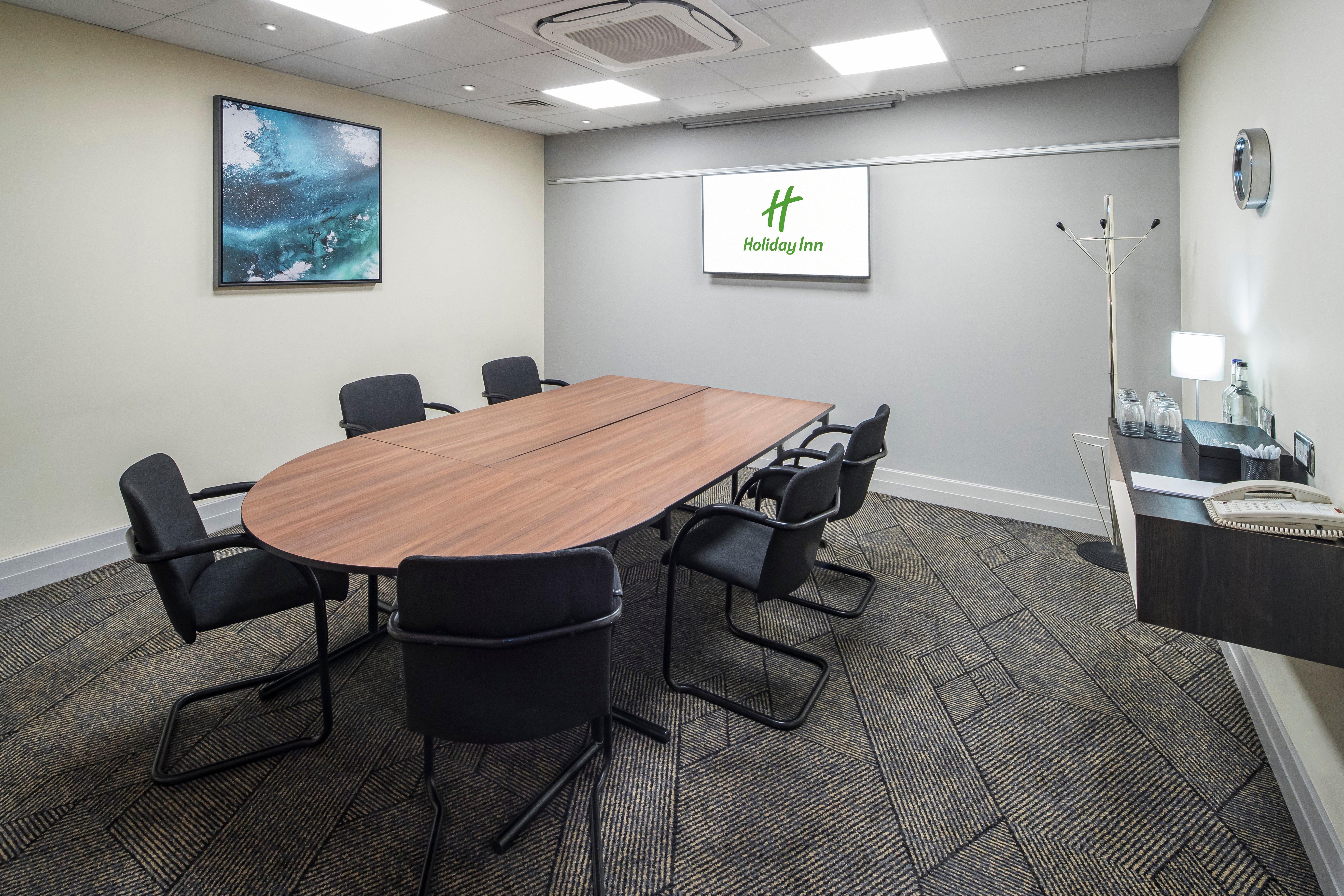 Holiday Inn Peterborough West By Ihg Exterior photo