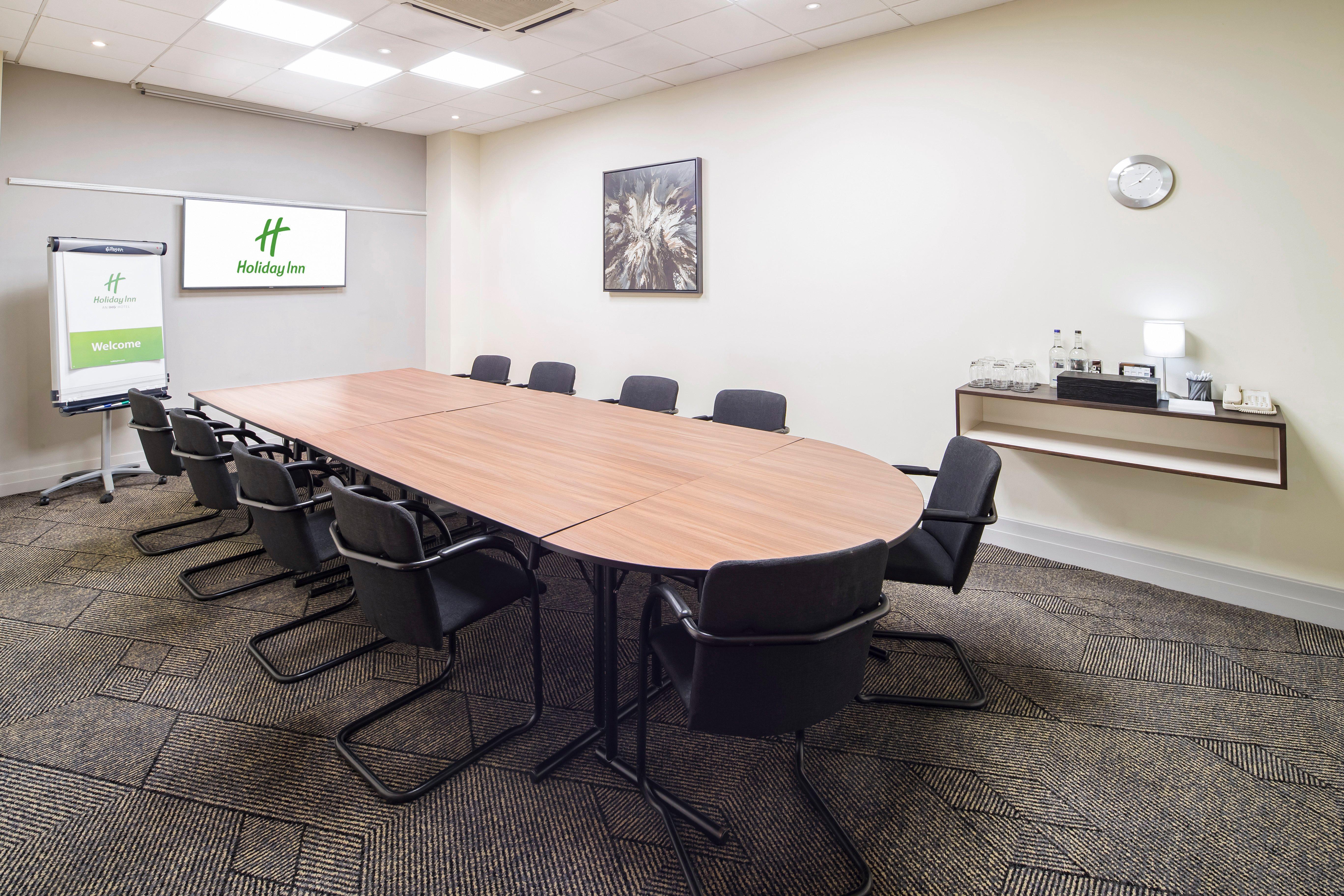 Holiday Inn Peterborough West By Ihg Exterior photo